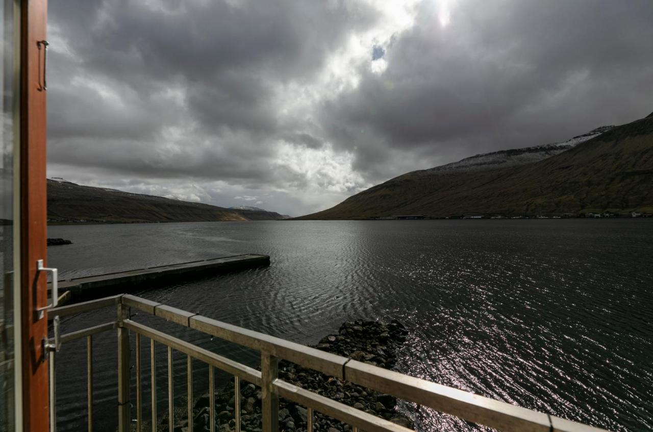 The Boathouse Villa Streymnes Bagian luar foto